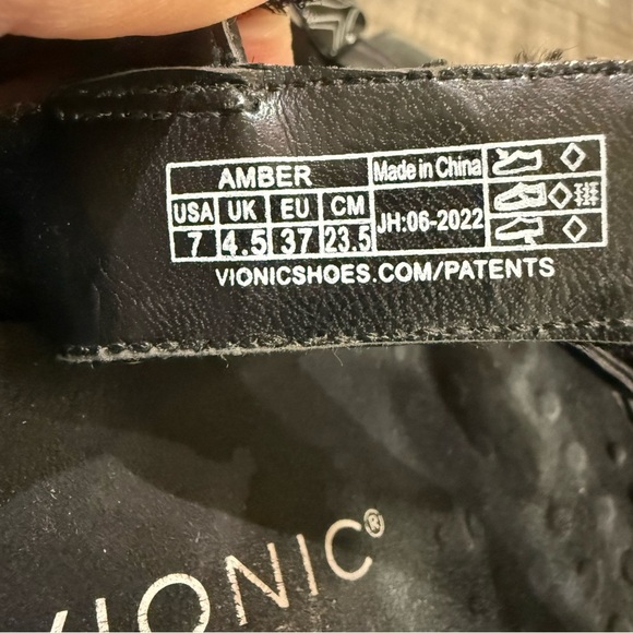 Vionic Black Amber Sandals Size 7 Strappy Leather Arch Support - Picture 6 of 6